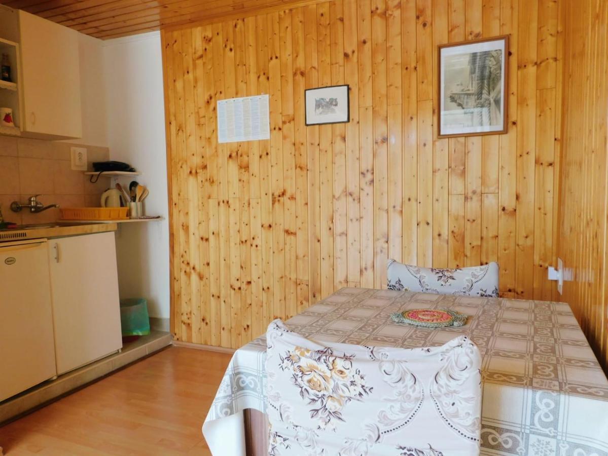 Apartments Neno Korčula Екстериор снимка